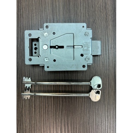 Zamek kluczowy 2608 kl. A klucz 145mm