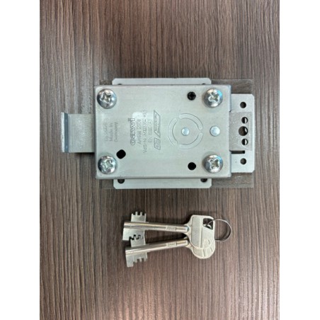 Zamek kluczowy 2608  kl. A klucz 65mm z płytą manganową